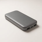 Powerbank 10 000 mAh med USB-C och Snabbladdning för Mobil och Pannlampa vid Strömavbrott